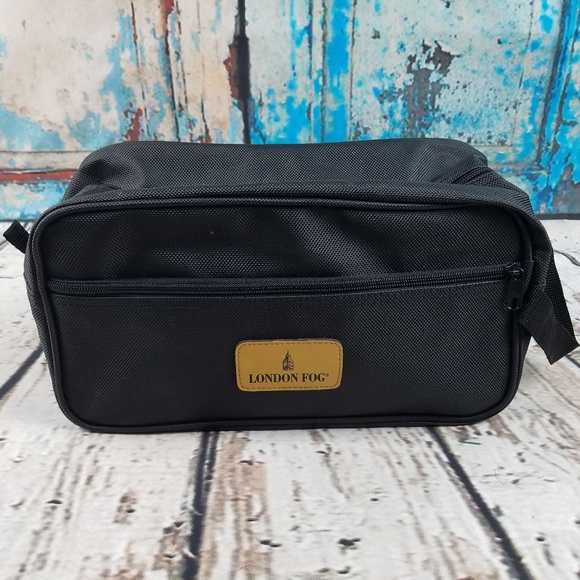 London Fog Other - Vintage Navy Blue London Fog Shave Travel Bag